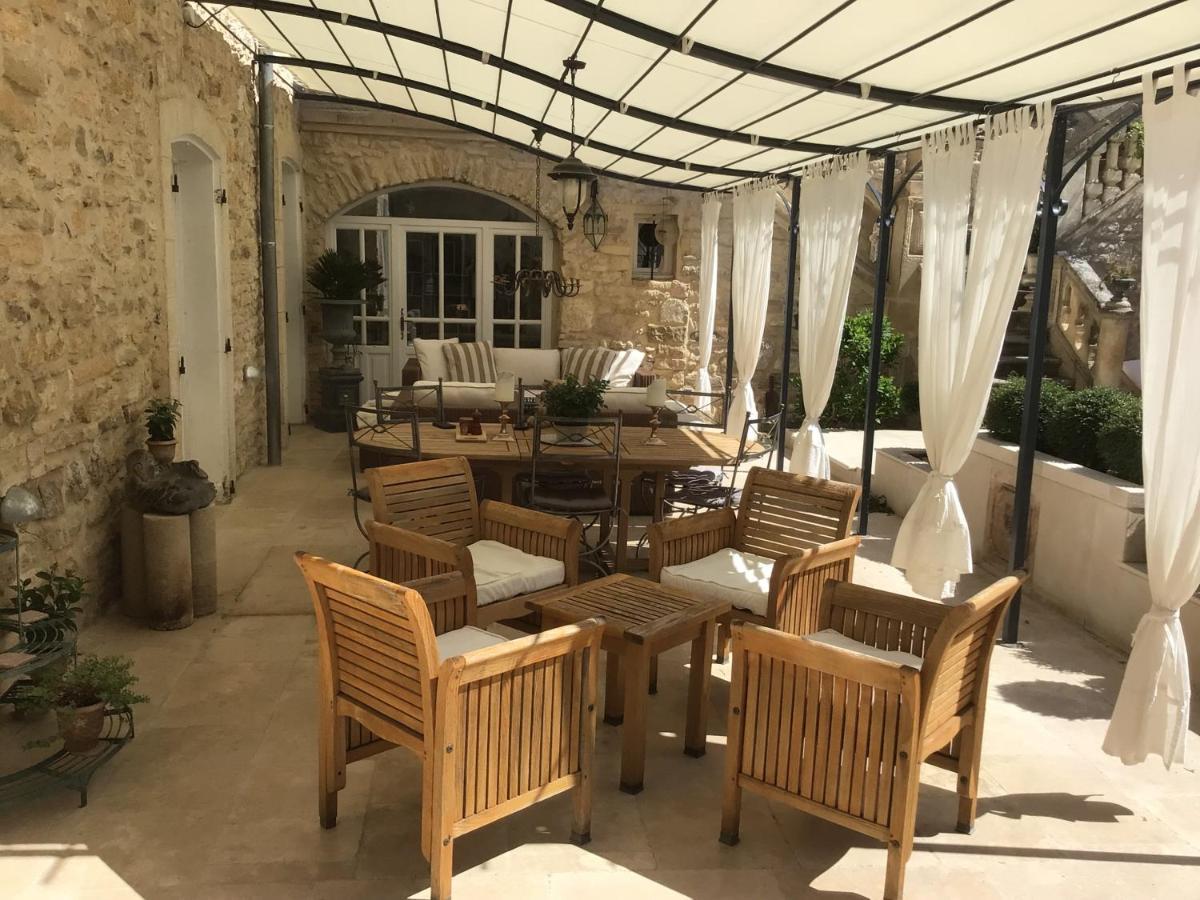 Mas Des Mourgues 2 - Chambres D'Hotes De Charme A Castelnau-Valence 발랑스 외부 사진