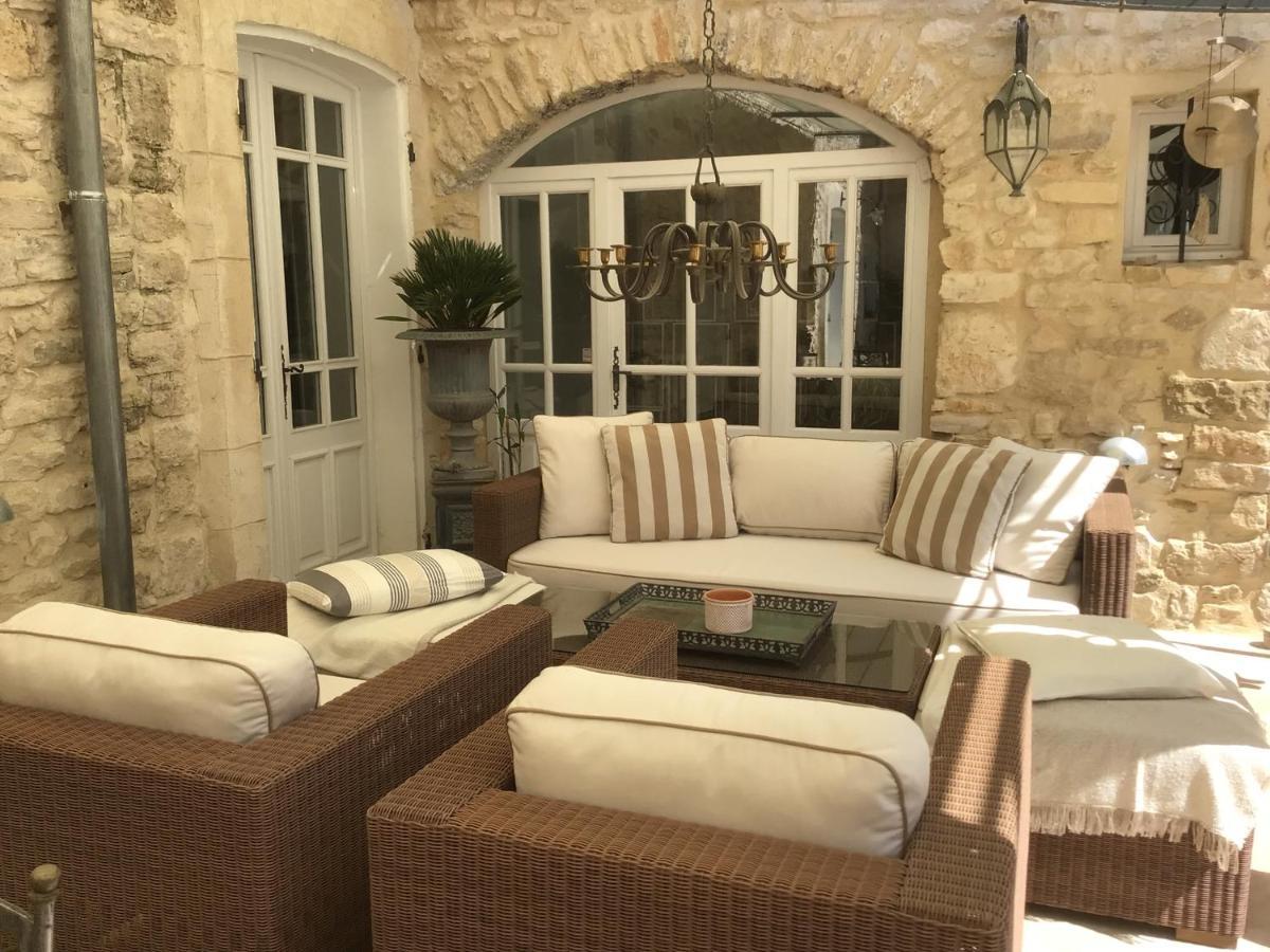 Mas Des Mourgues 2 - Chambres D'Hotes De Charme A Castelnau-Valence 발랑스 외부 사진