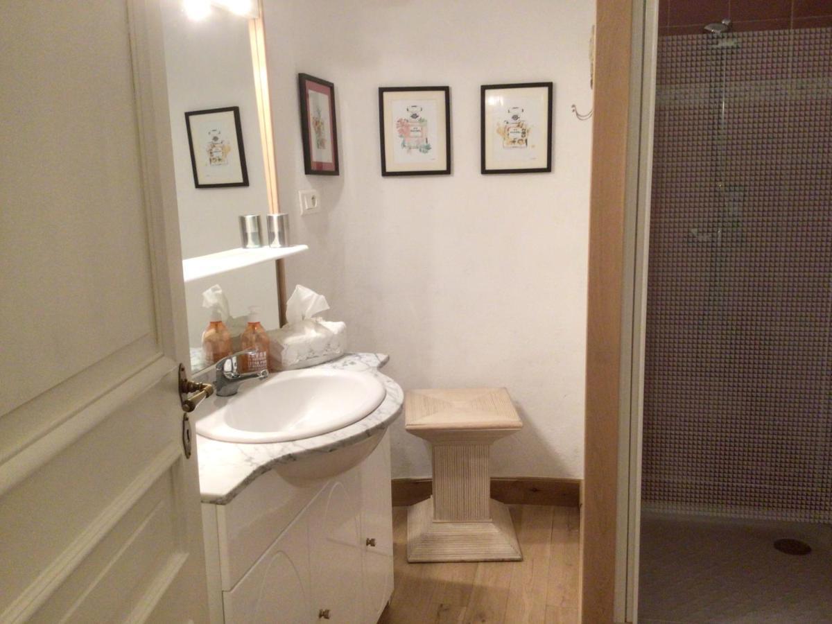 Mas Des Mourgues 2 - Chambres D'Hotes De Charme A Castelnau-Valence 발랑스 외부 사진